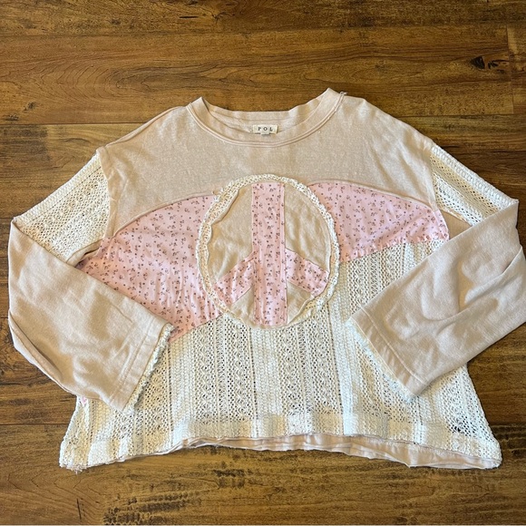 POL Oversized Peace Knit Crochet Top Pink Size Medium NWOT - Picture 2 of 7